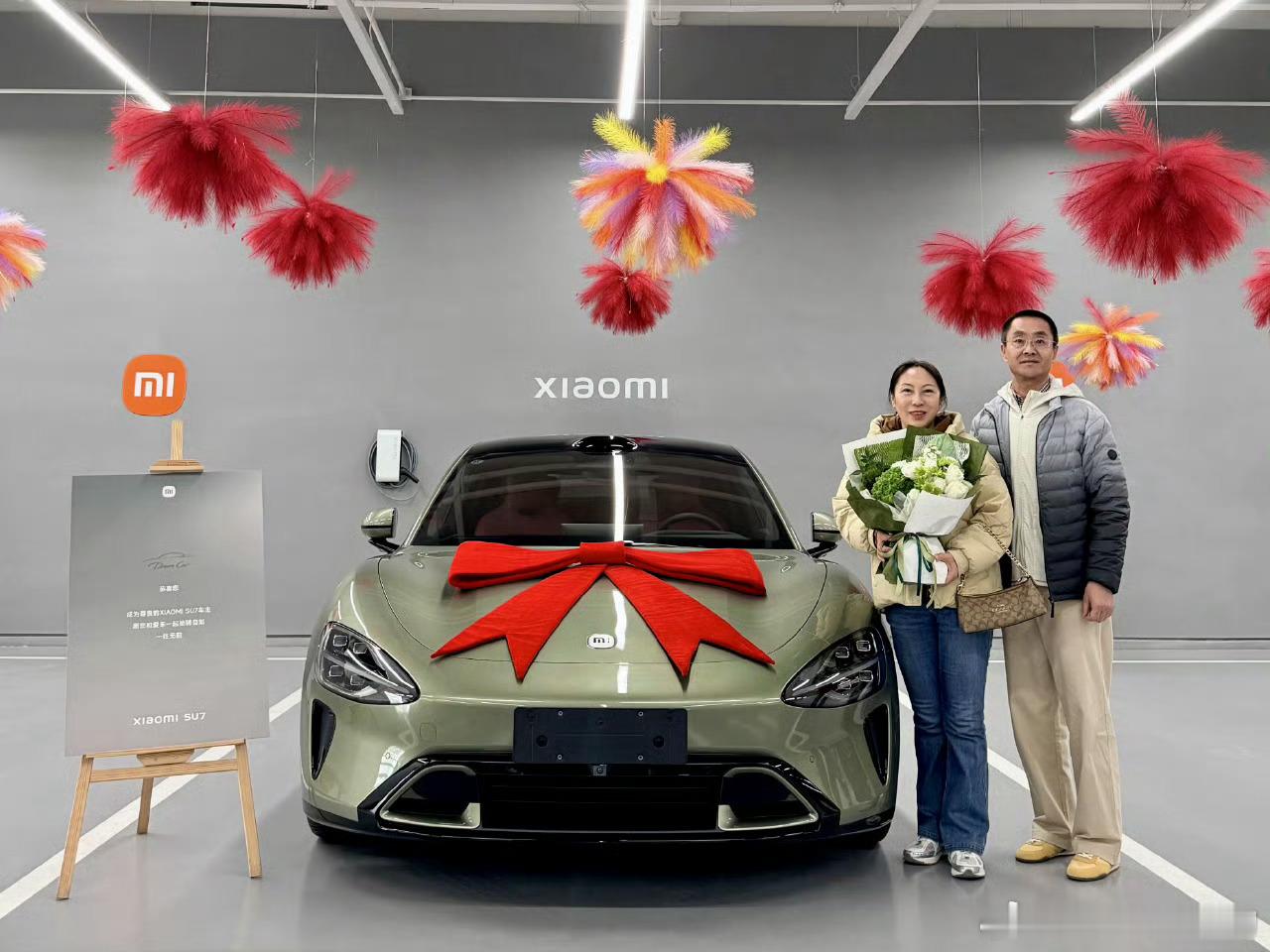最后一台第一代SU7已交付56岁的车主让我有点惊讶，但也符合预期，一点登味都没有