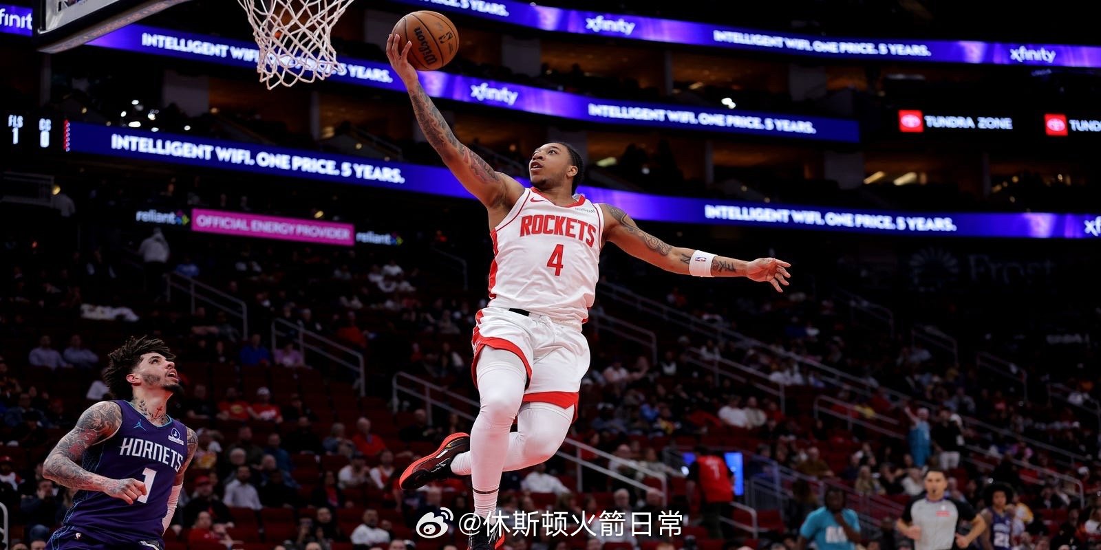 Shams：火箭与戴维森签下一份新的两年合同，填补他们在季后赛前的阵容空缺。合同