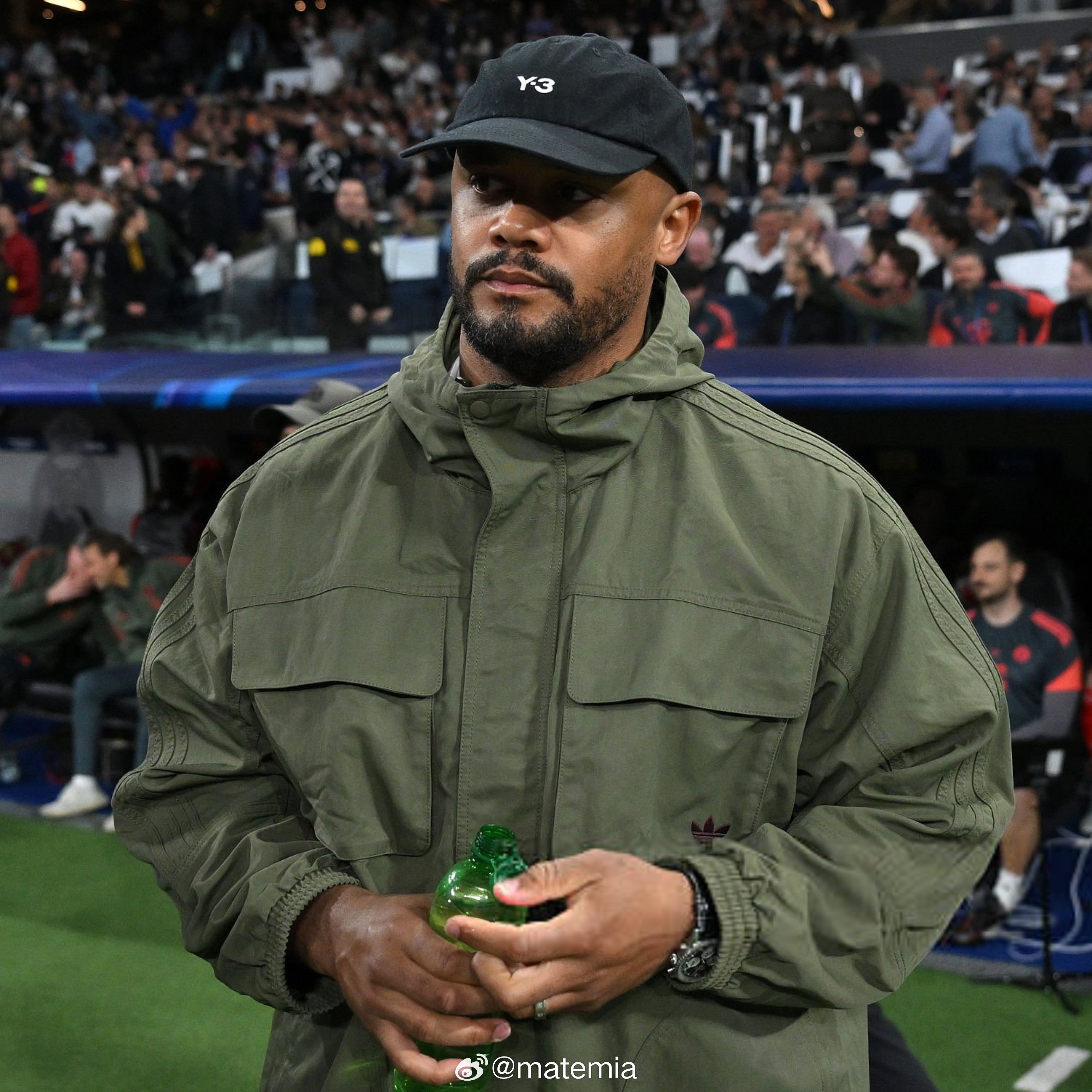 🚨 主教练文森特·孔帕尼成为25年来首位在伯纳乌球场赢得比赛的拜仁慕尼黑主教练