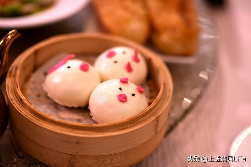 2026年3月12日，双子座的事业宫可有不少活动。一举一动都像被人盯着，这或许是