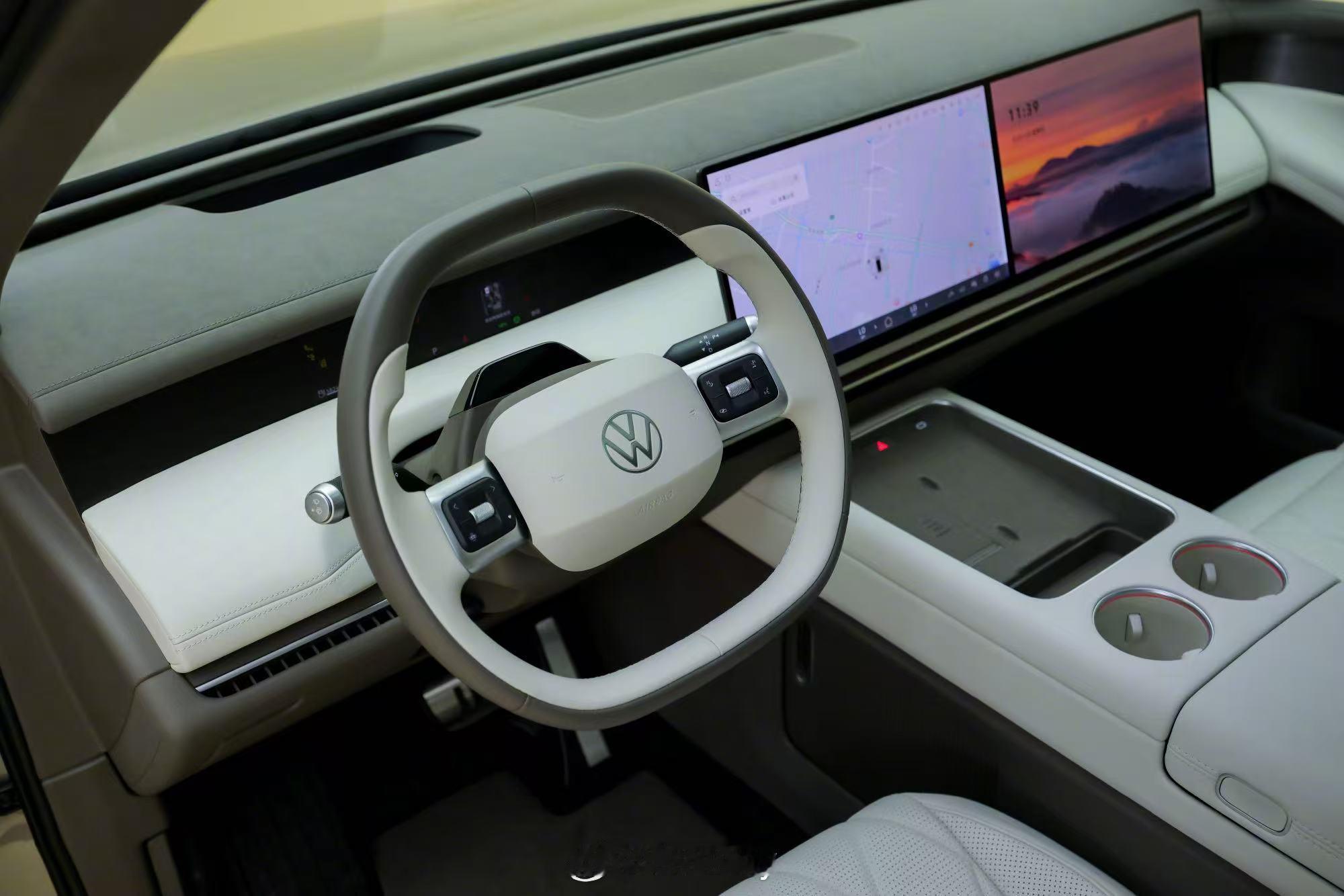 大众这么做内饰，一下就比其他传统品牌更有前途了。大众9X新能源汽车﻿