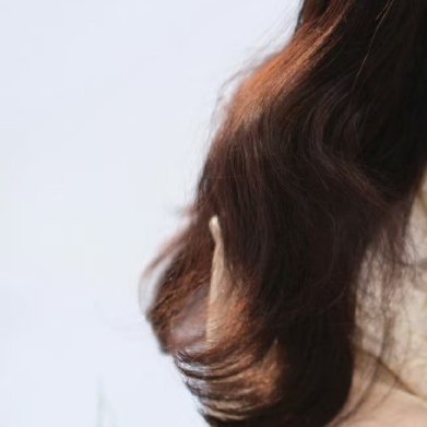 人人存善念，并能日行一善，则个人、家庭、社会一定安乐祥和。这世上，有时笑笑人家，