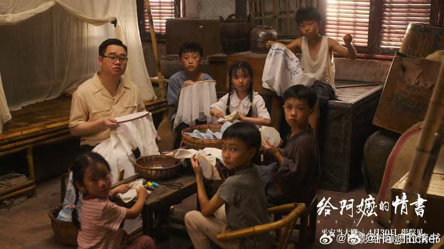 “华文媒体写作”这门课终于要在学校开起来了。我们系大概十多年没有开，也没人选了。