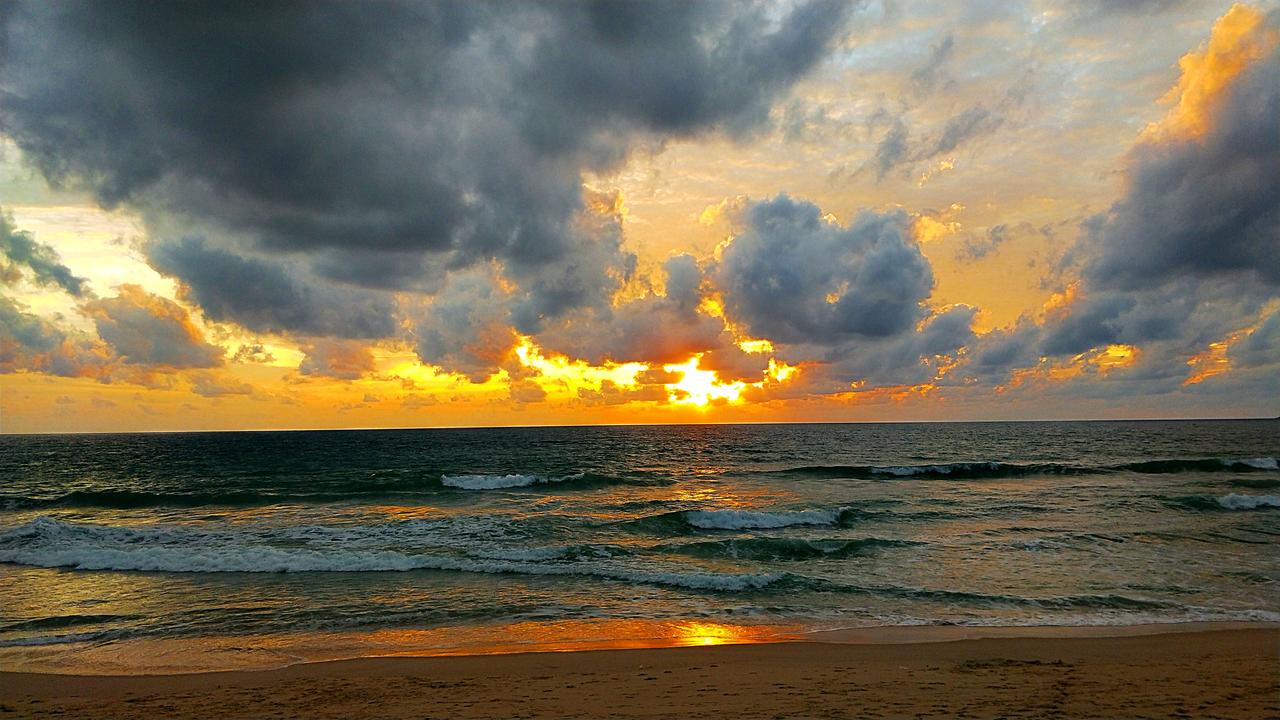 欧洲又出现新状况了，白俄陷入危机之中！特特想要抢格林兰岛，欧洲没有办法阻止，就可