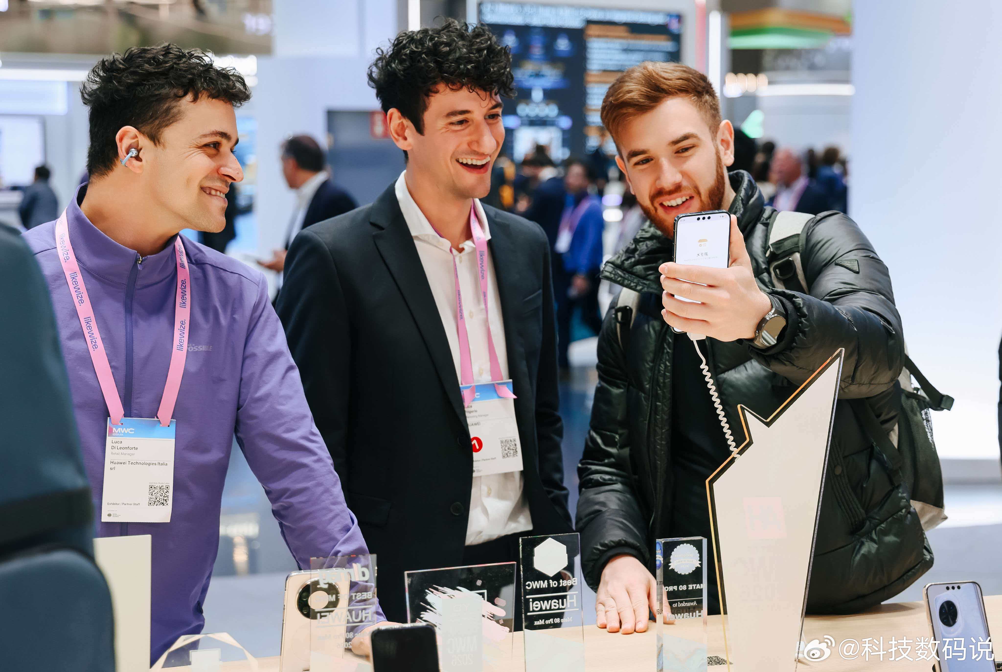 MWC怎么能少了华为呢？华为Mate80系列必须在，而且收获满满，获得了Andr