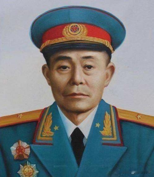 在1955年的授衔仪式上，有800多名我军将领被授予少将军衔，其中年龄最大的一位
