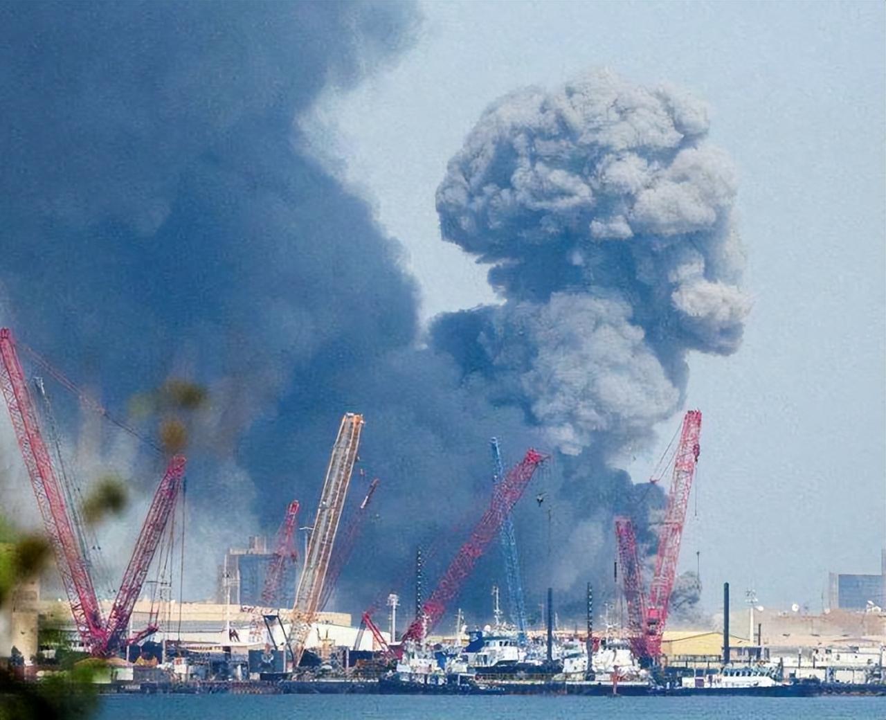 伊朗的这次反击很猛烈，美以仅靠空中打击难以解决问题
   由于西方媒体掌控了世界