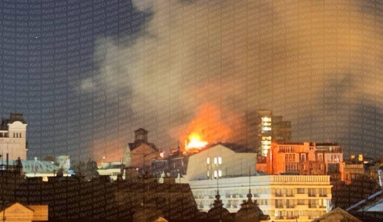 基辅市中心发生火灾的视频，声称俄罗斯空袭了一家外国雇佣兵使用的高档酒店，并呼吁持
