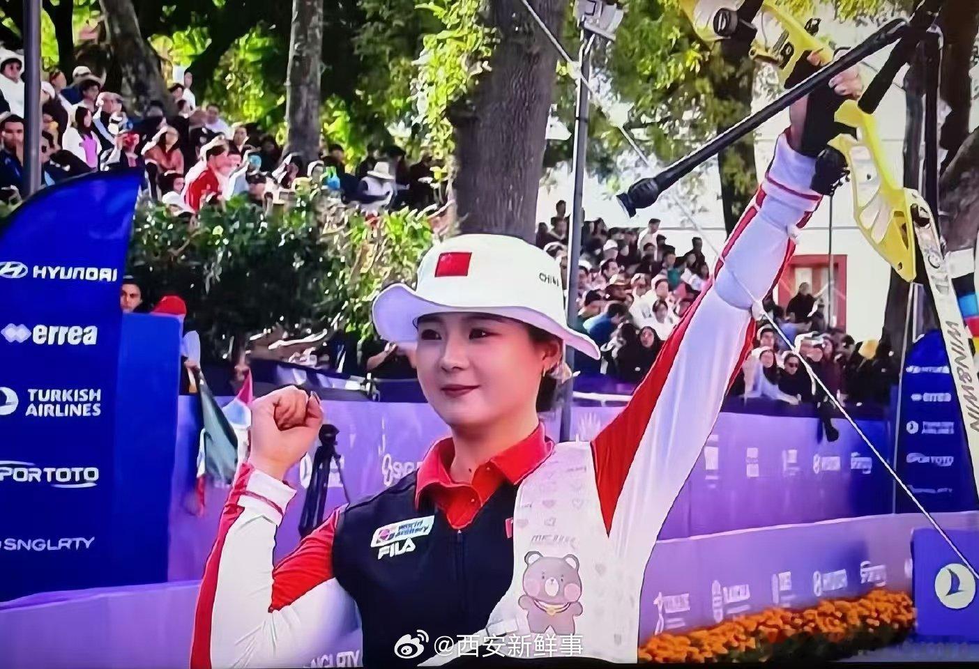 【#李佳蔓回应夺冠#】#李佳蔓说中国箭手不惧岁月不惧风#当地时间10月20日，2