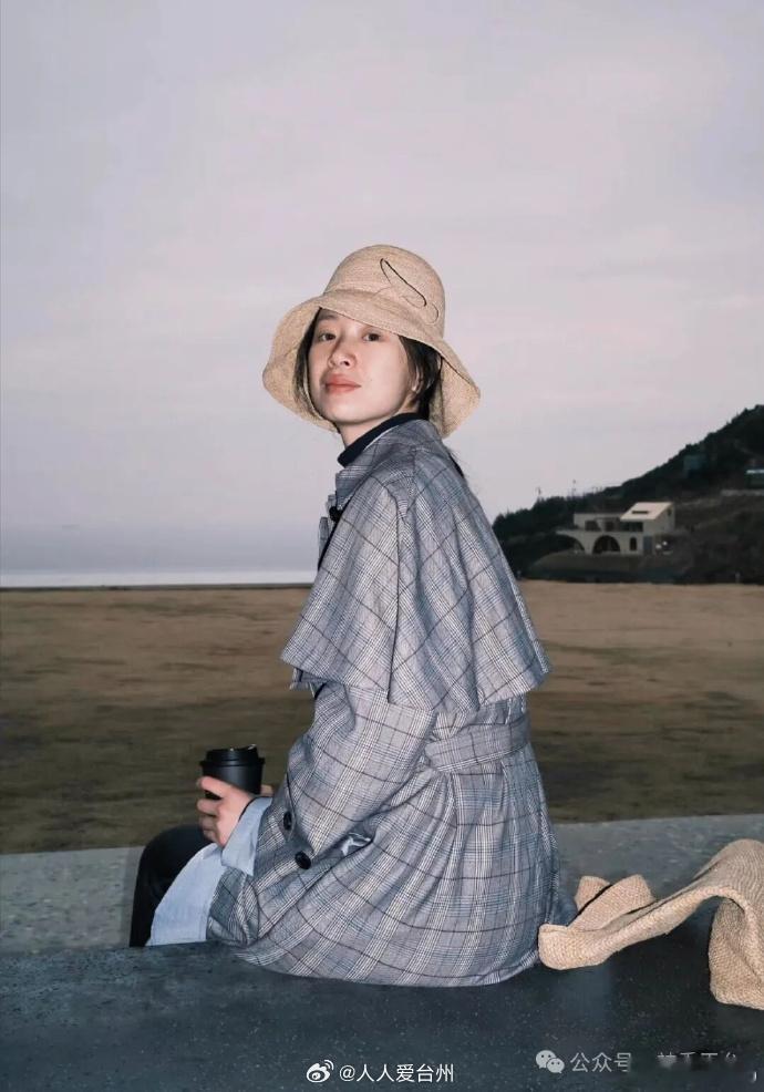 三天慢旅时光让演员李梦被台州圈粉 近日，演员李梦在接受相关采访时表示，“等年纪再