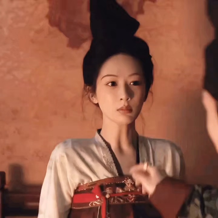 事已至此，杨紫何惟芳进入宣发期