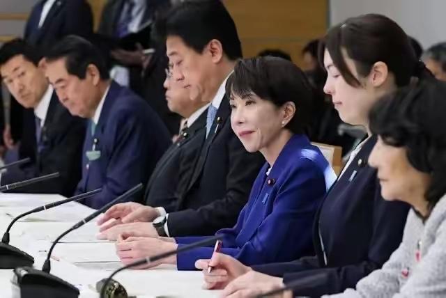 在短短24小时内，中国接连收到了三个重大利好消息，但对日本来说，这似乎就是三记重