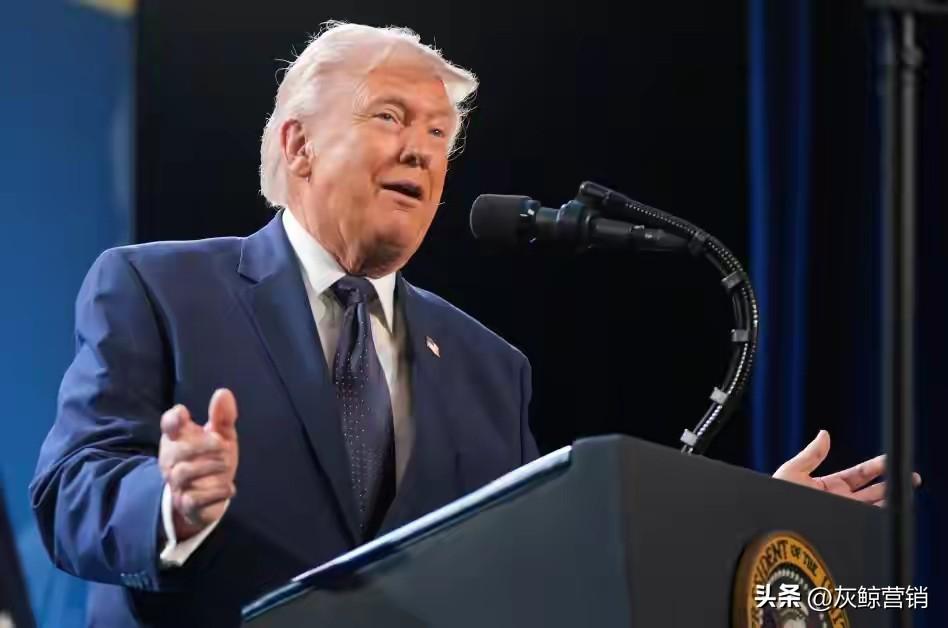 特朗普说美以对伊朗战争基本结束了，取得了胜利，美国又赚了。
我想说战争没有赢家，