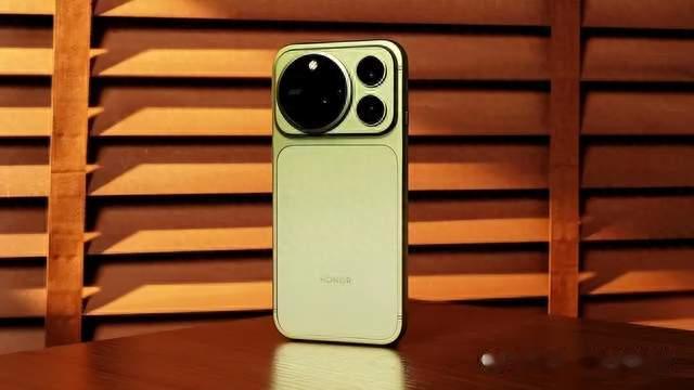 万元预算看荣耀Magic9 Pro Max，3个优势，2个短板，购机前先看清