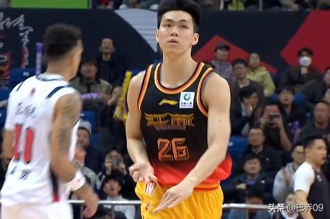 CBA第28轮江苏93-92广东 江苏球员的数据和评分：
 
1. 庞峥麟：评分