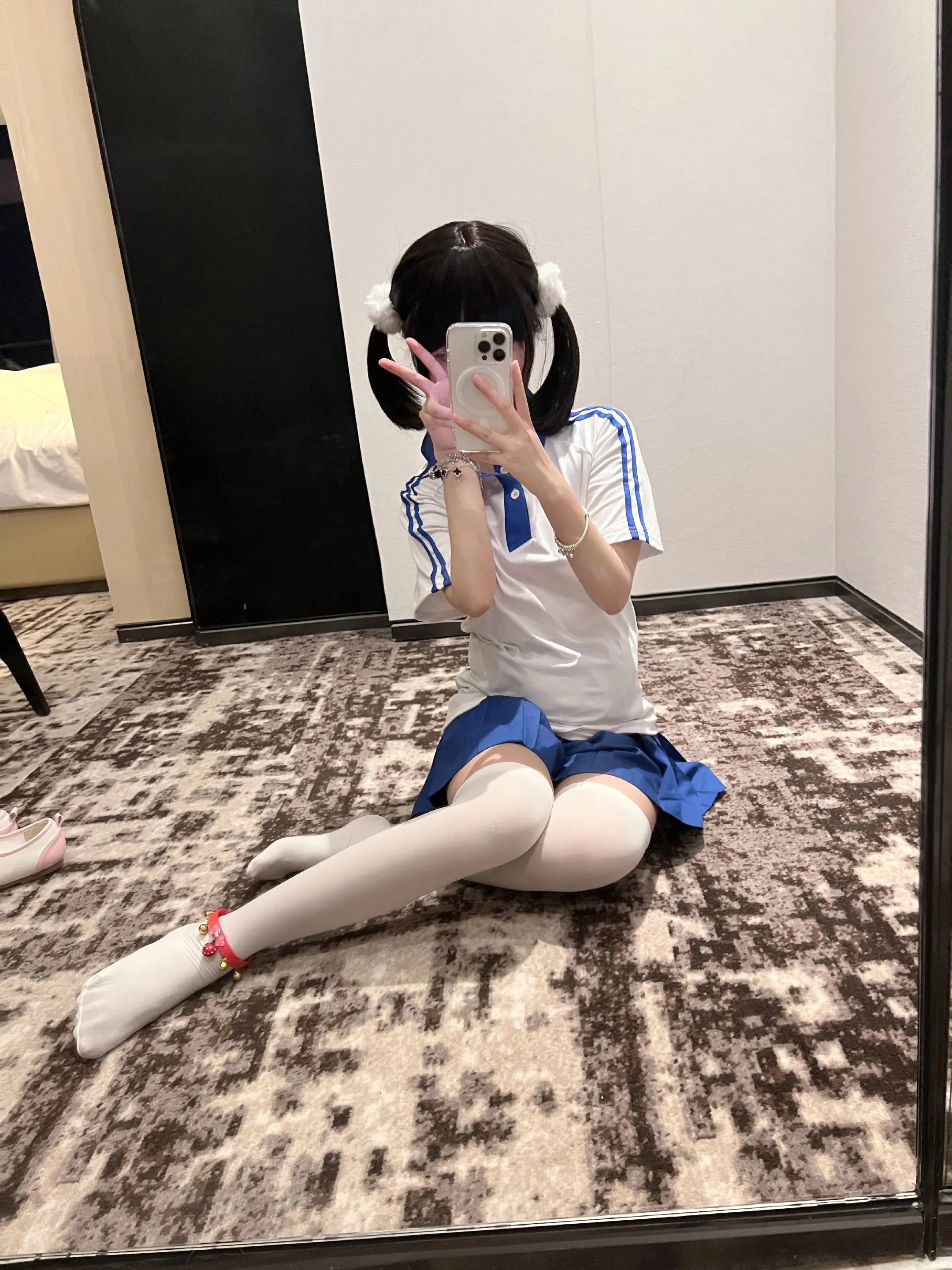 许愿一个…Ciallo～(∠・ω< )⌒☆.