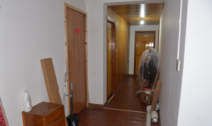 50克黄金首饰“不翼而飞”，6名室友全否认，谁在说谎？