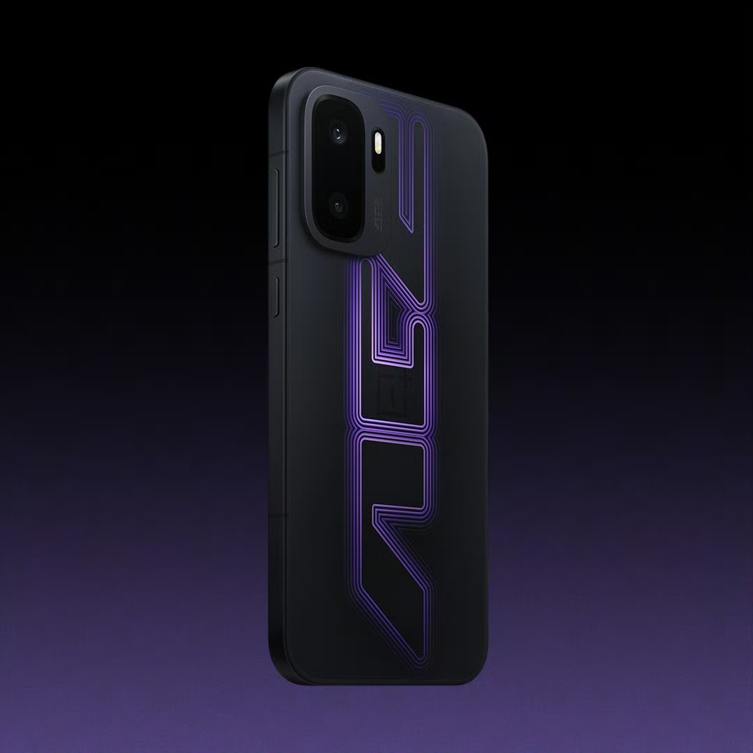 我发现一加Ace6至尊版这波操作，本质是用整体化的思维对传统掌机的优势做了一系列