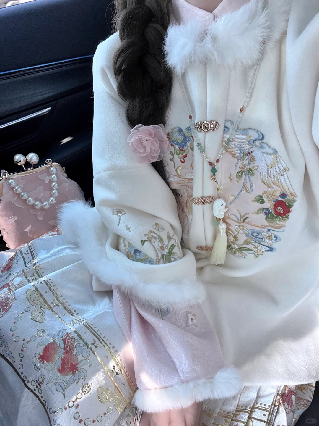 冬天穿马面裙真滴太美啦！！🐰