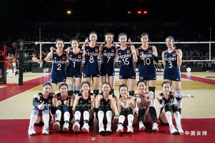 中国女排今晚对阵多米尼加 丫头们[拳头]朱袁张1块2毛9[超话] 2025年女排