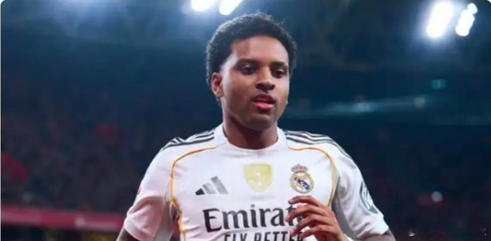 利物浦考虑冬窗签罗德里戈 以取代可能离队的萨拉赫随着萨拉赫在利物浦的未来陷入迷雾