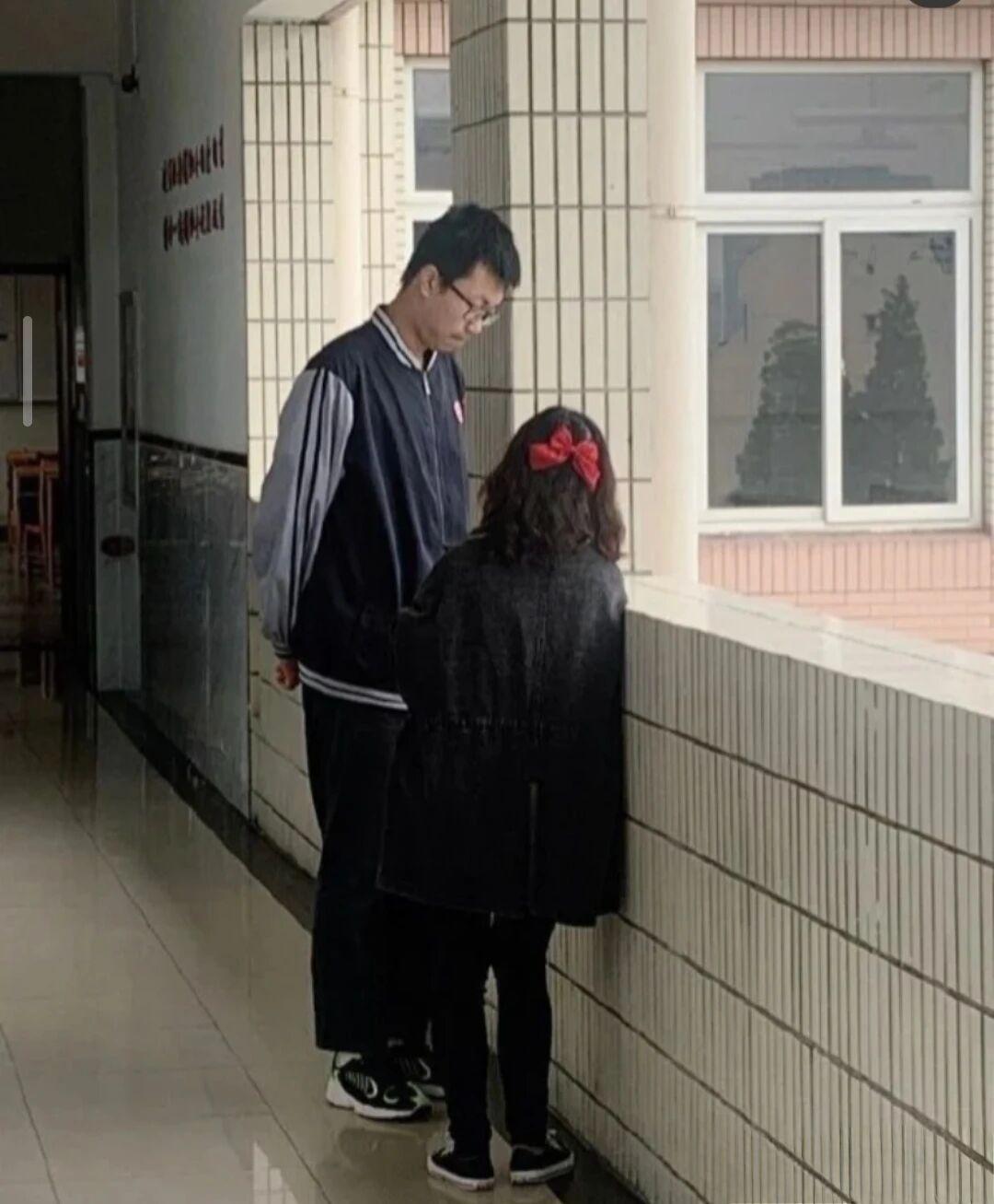 当代老师训学生