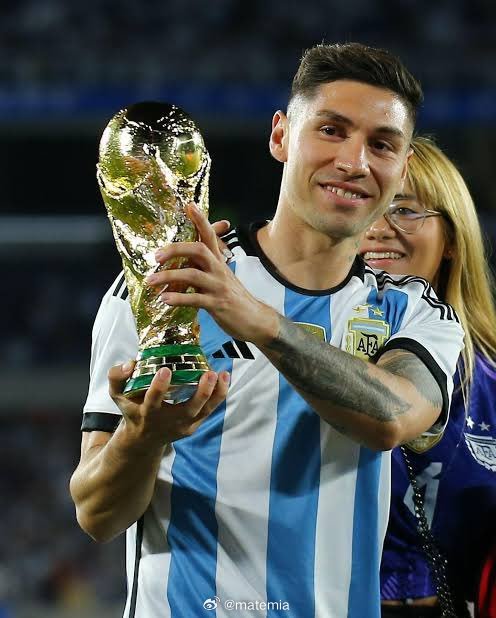 阿根廷球迷俱乐部 🚨 阿古斯丁·贾伊被征召入选阿根廷国家队三月份大名单，顶替受