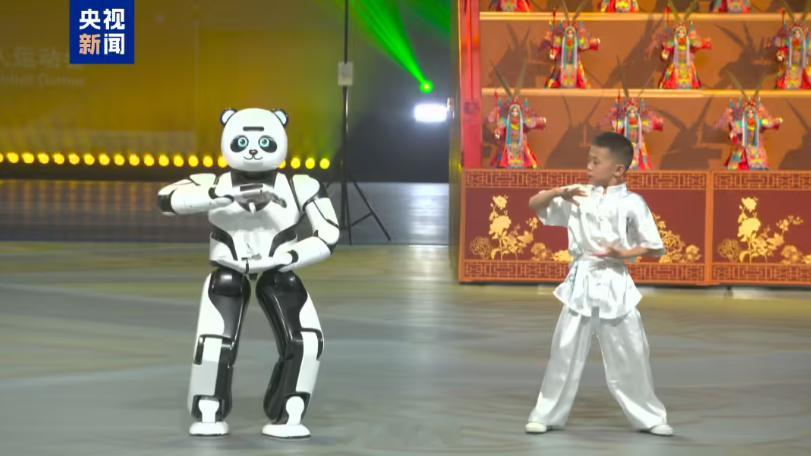全球首个人形机器人运动会开幕式“机器人秀”明晚上演，感觉会是一次科技与脑洞的强烈