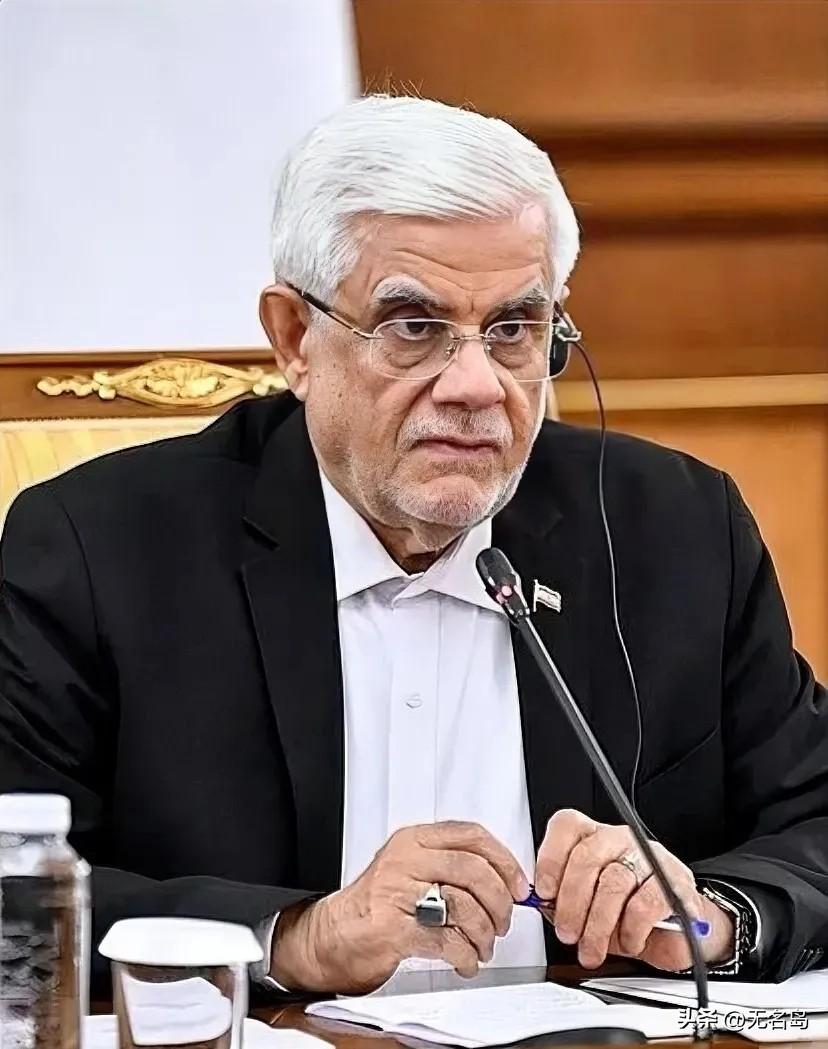 伊朗第一副总统阿雷夫与伊斯兰革命卫队联合宣布：

当地时间2026年3月8日，伊