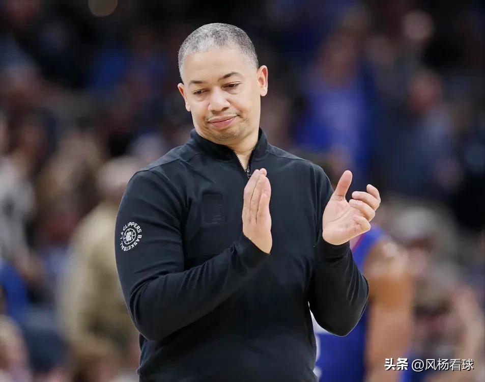 快船爆冷107-121不敌76人，泰伦卢批评这4人表现不合格！
1、哈登状态低迷