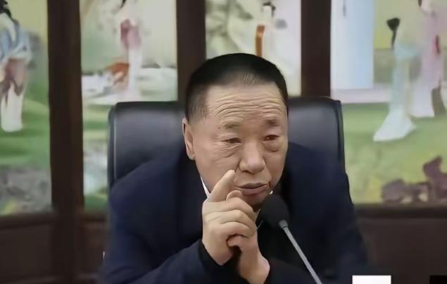 有网友深扒山西煤老板任铁柱，结果直接看傻了，谁能想到，如今手握百亿煤焦帝国的山西