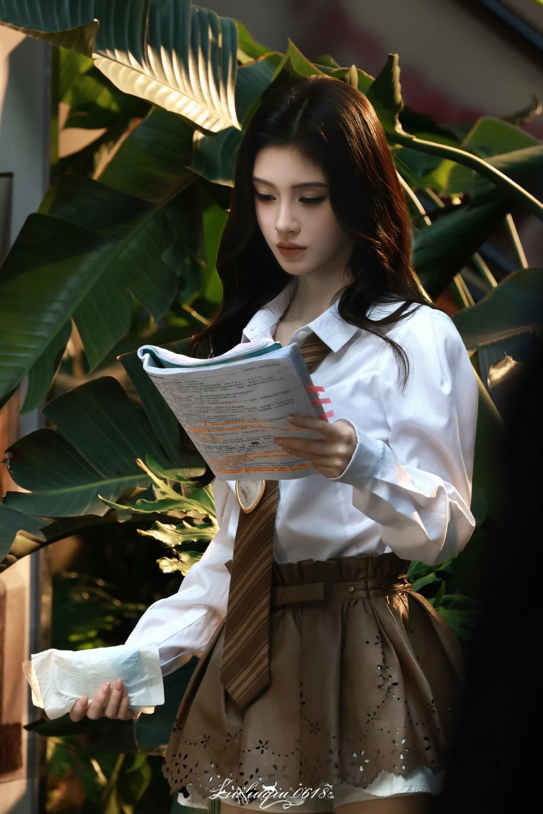 鞠婧祎[超话] jjy鞠婧祎露芜衣 jjy鞠婧祎姜黎非 jjy鞠婧祎"你是平凡岁