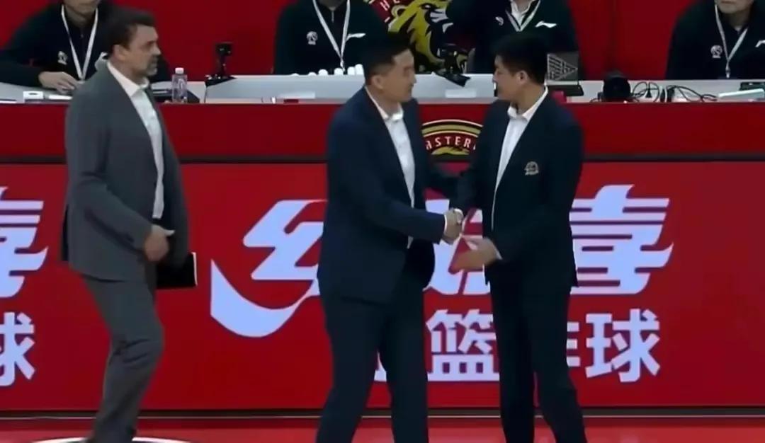 太欺负了！广东男篮116-111吉林男篮，4大不可思议，3个不争事实。这场球，吉