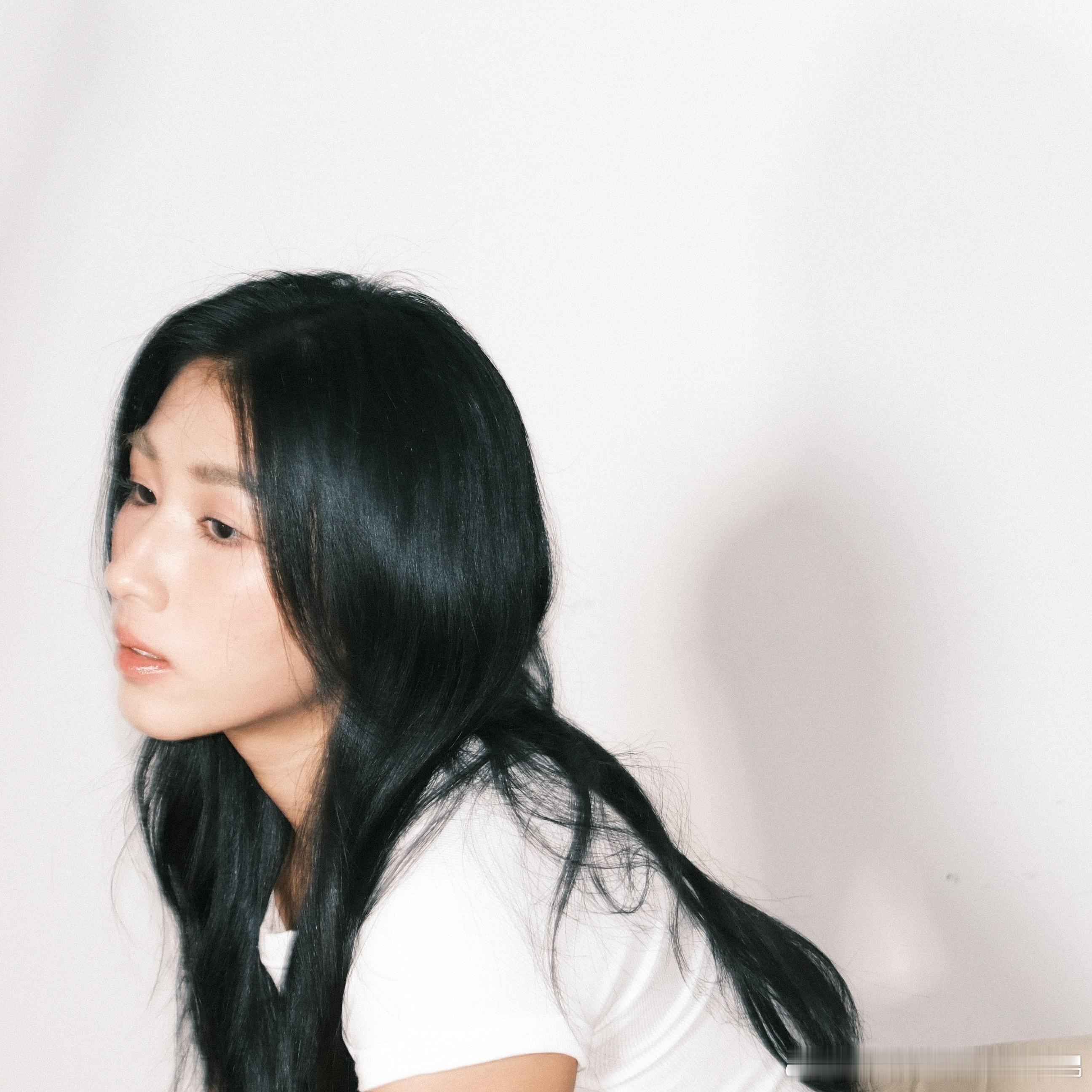 陈以诺Sarah首张专辑预热单曲上线，联手Shing02共谱圣诞治愈旋律 