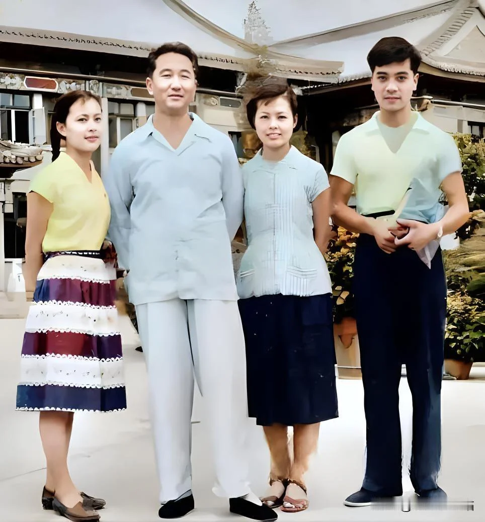 央视第一代主持人｜1960年