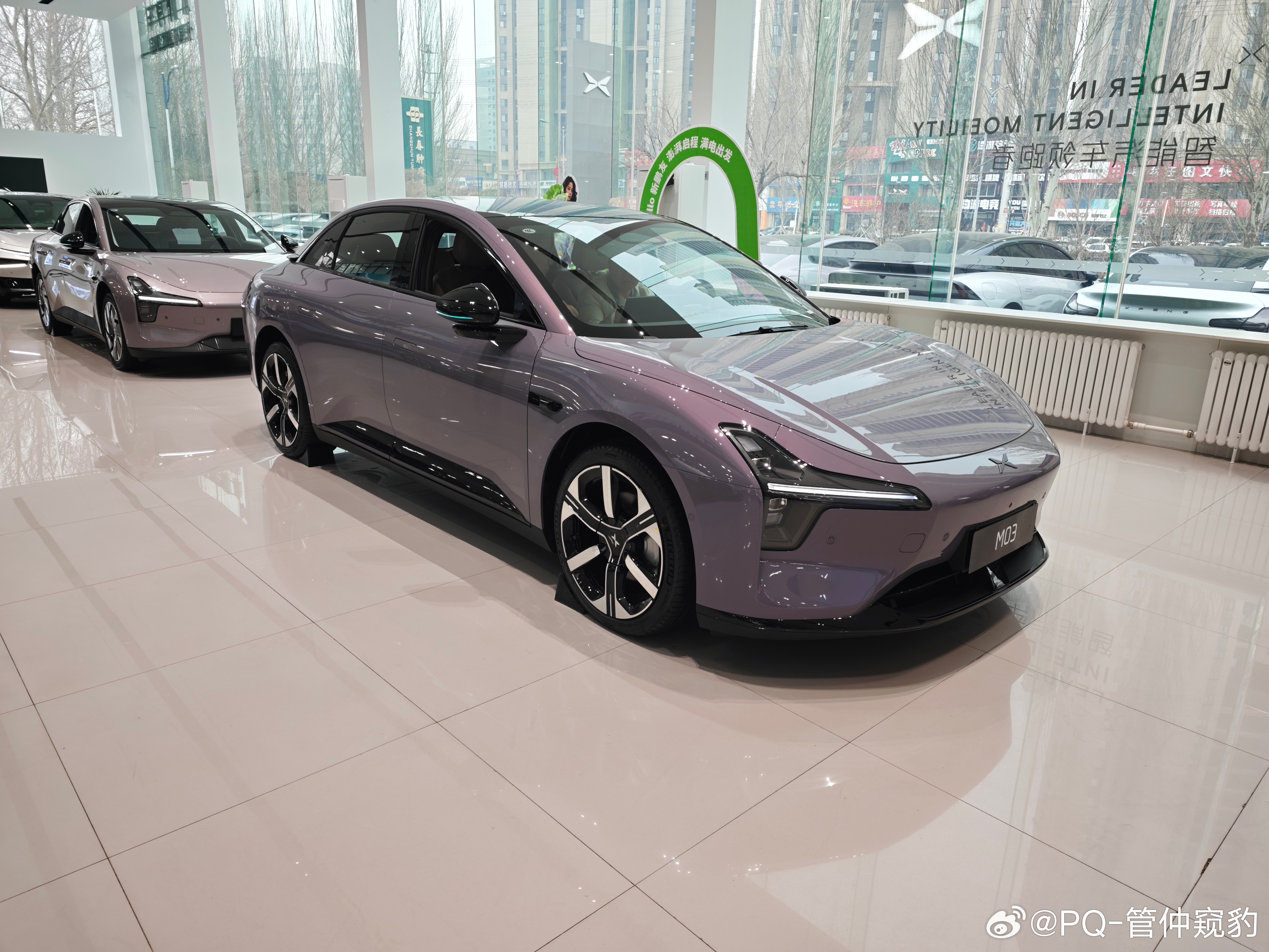 对比老款小鹏Mona M03看了新款的提升很多几乎等同于雷军形容新一代SU7相对