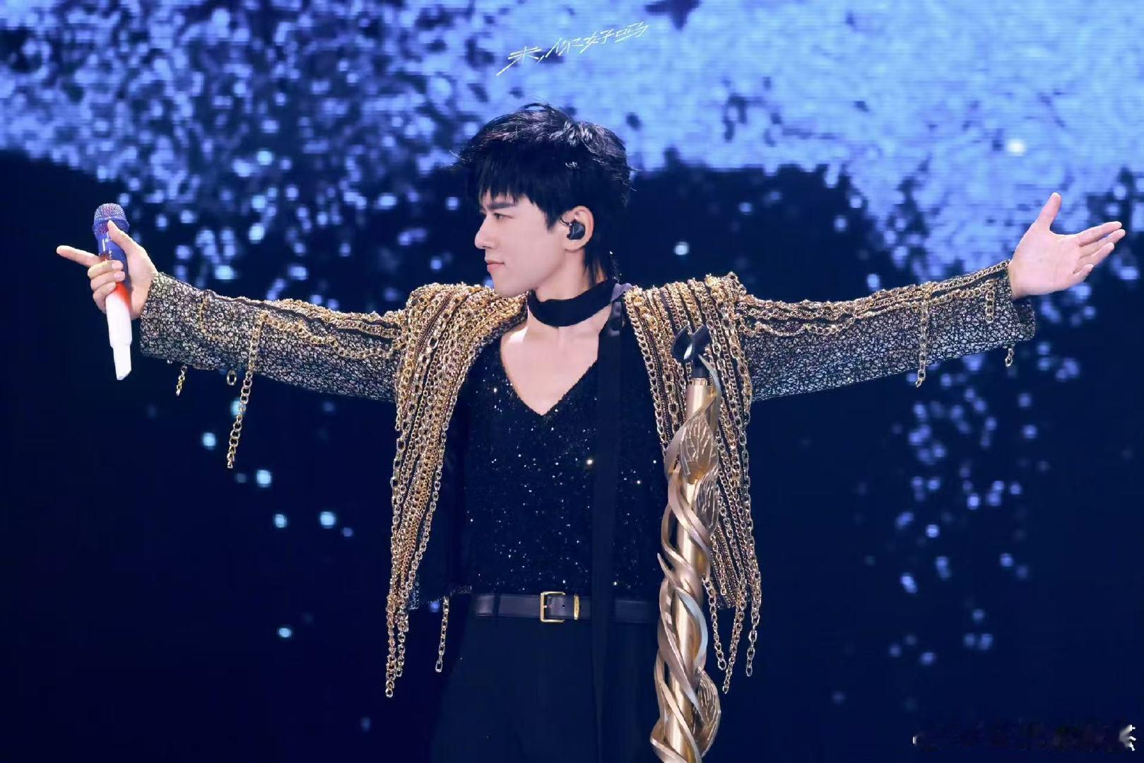 张杰列车即将停靠成都张杰列车即将停靠成都，满心期待杰哥的超燃炸裂舞台 