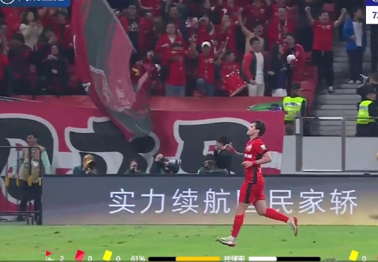 感觉国足是不是躺平了？国足5个月没有主教练了，也没有友谊赛打，也没有集训，看看亚