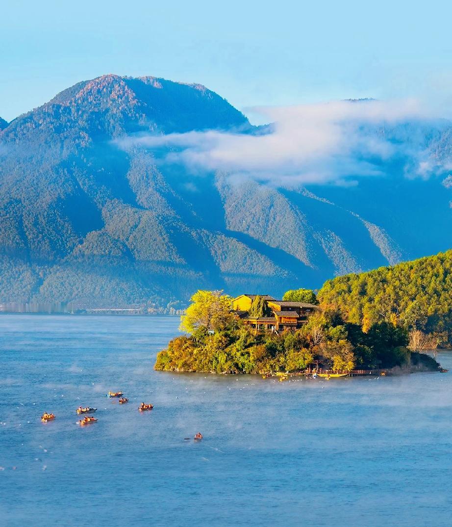 刘震云说：
“男人最掉价的行为是什么：
一，见大人物胆怯。
二，见漂亮女子自卑。