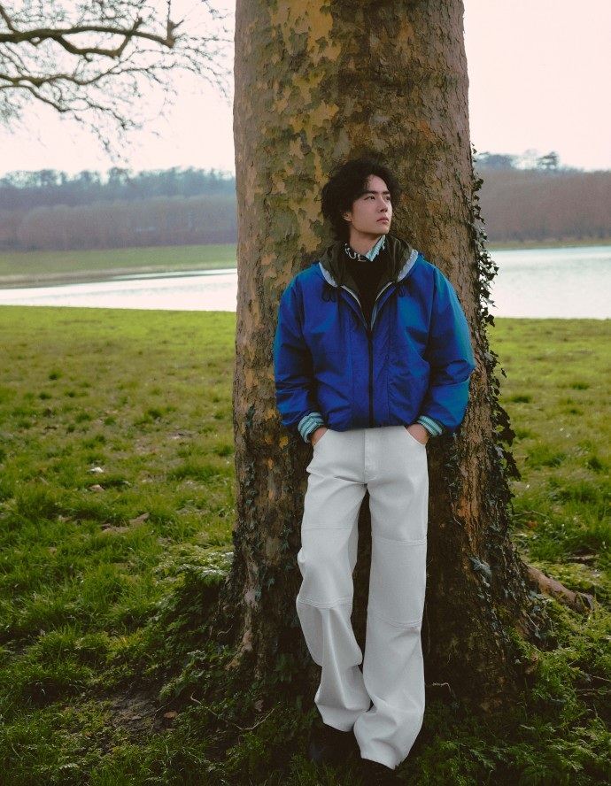 【王一博巴黎时装周造型出图】时装周版出图！王一博时尚表现力你觉得怎么样？ 