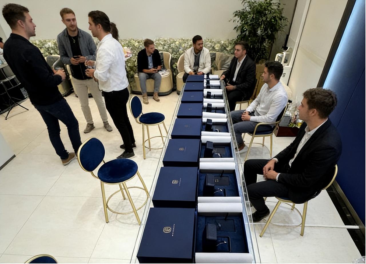 中方被踢出局？英巨头146亿库存拱手送印度：结果酿成悲剧了




曾几何时，全