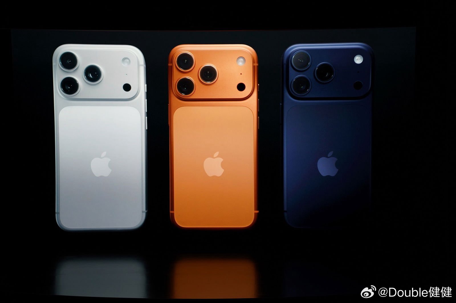 哈哈！你们觉得像不像，你们最喜欢哪个颜色的iPhone17？热点现场 ​​​