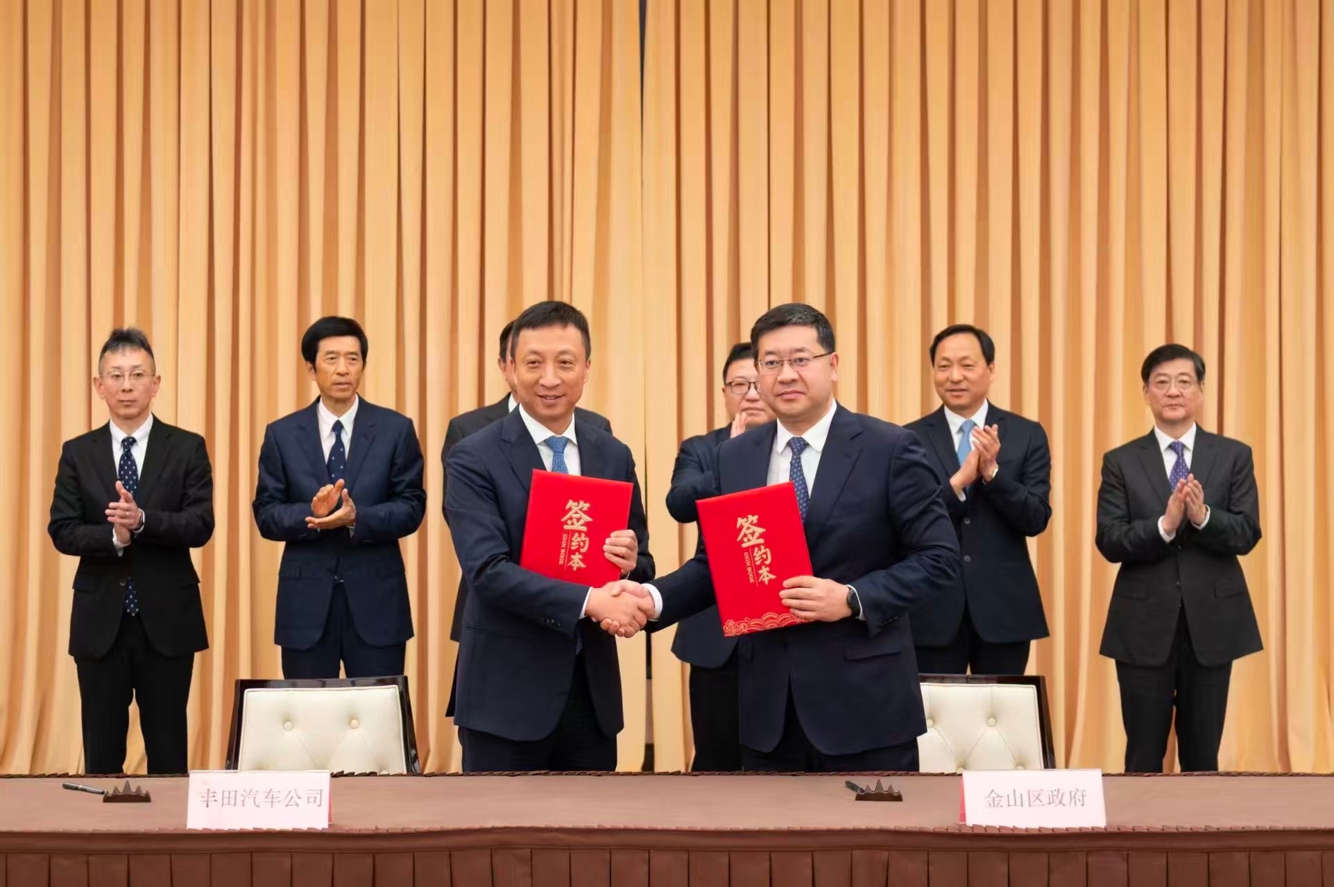 丰田汽车和上海方面都聊好了，将在上海设立集研发、制造、销售等功能于一体的新能源汽
