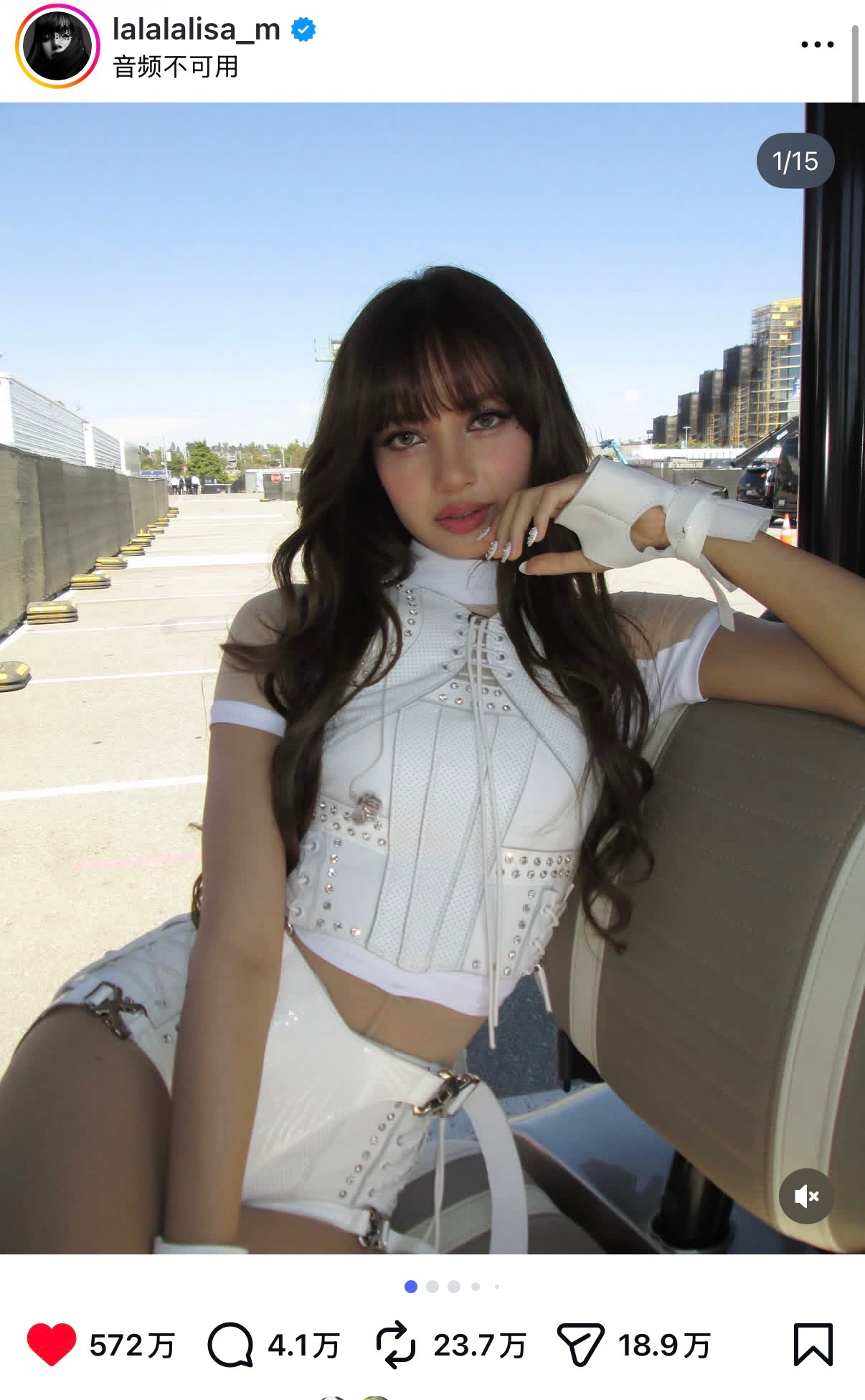 金智秀 不足曾BLACKPINK后的IG👍🏻373wLisa 恭喜断层572