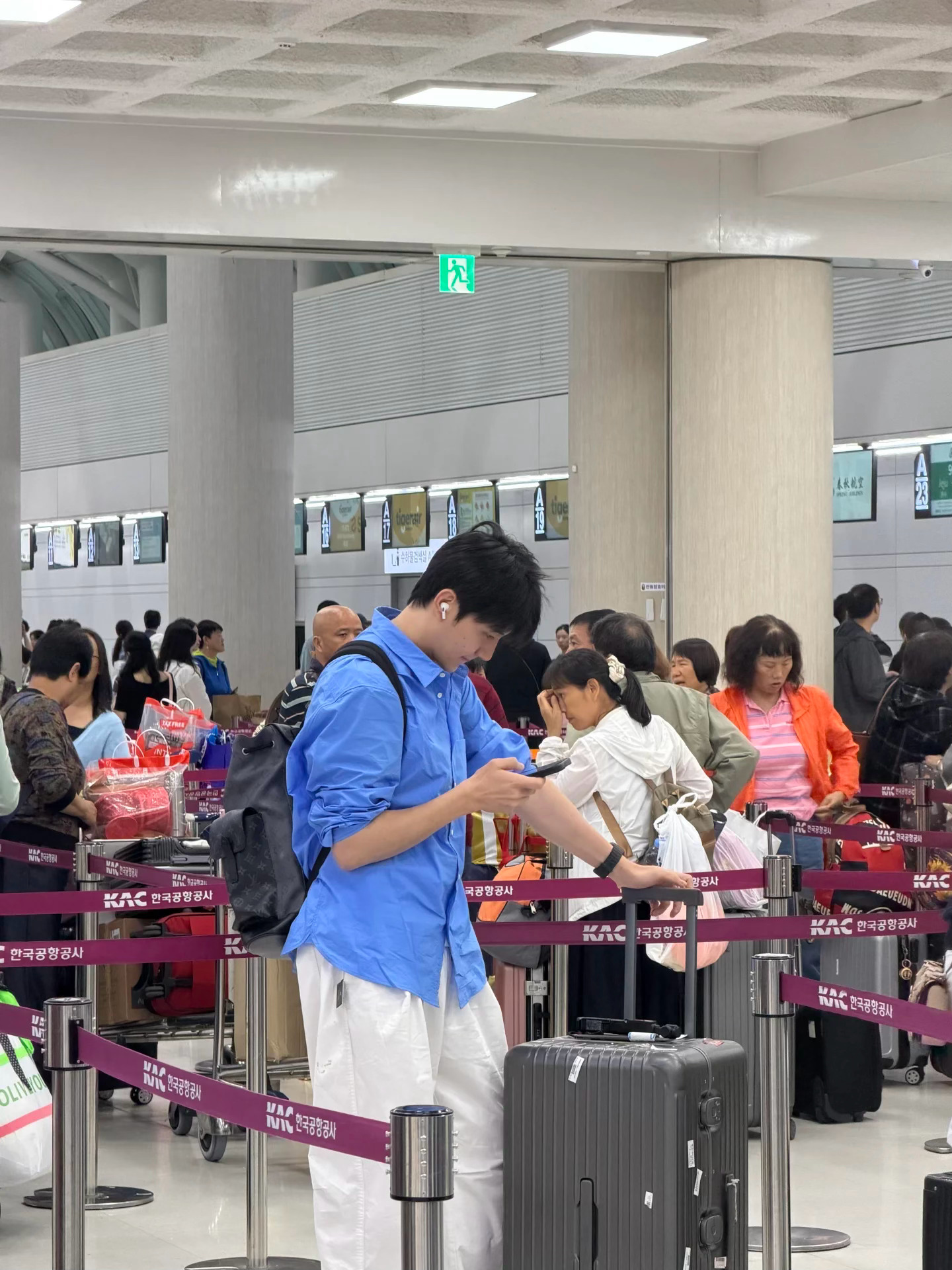 乐远cp  网友韩国偶遇王乐晨 