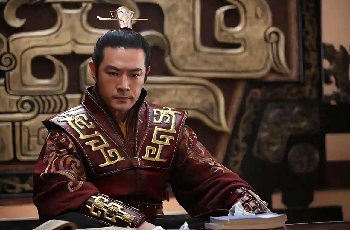 萧正德的荒唐统治给梁朝带来了多方面的严重后果，以下是详细阐述：

萧正德与侯景勾