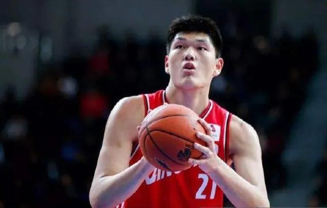 由于湾区翼龙的突然解散，像刘传兴、朱松玮等球员目前处于无球可打的状态。
据国内某