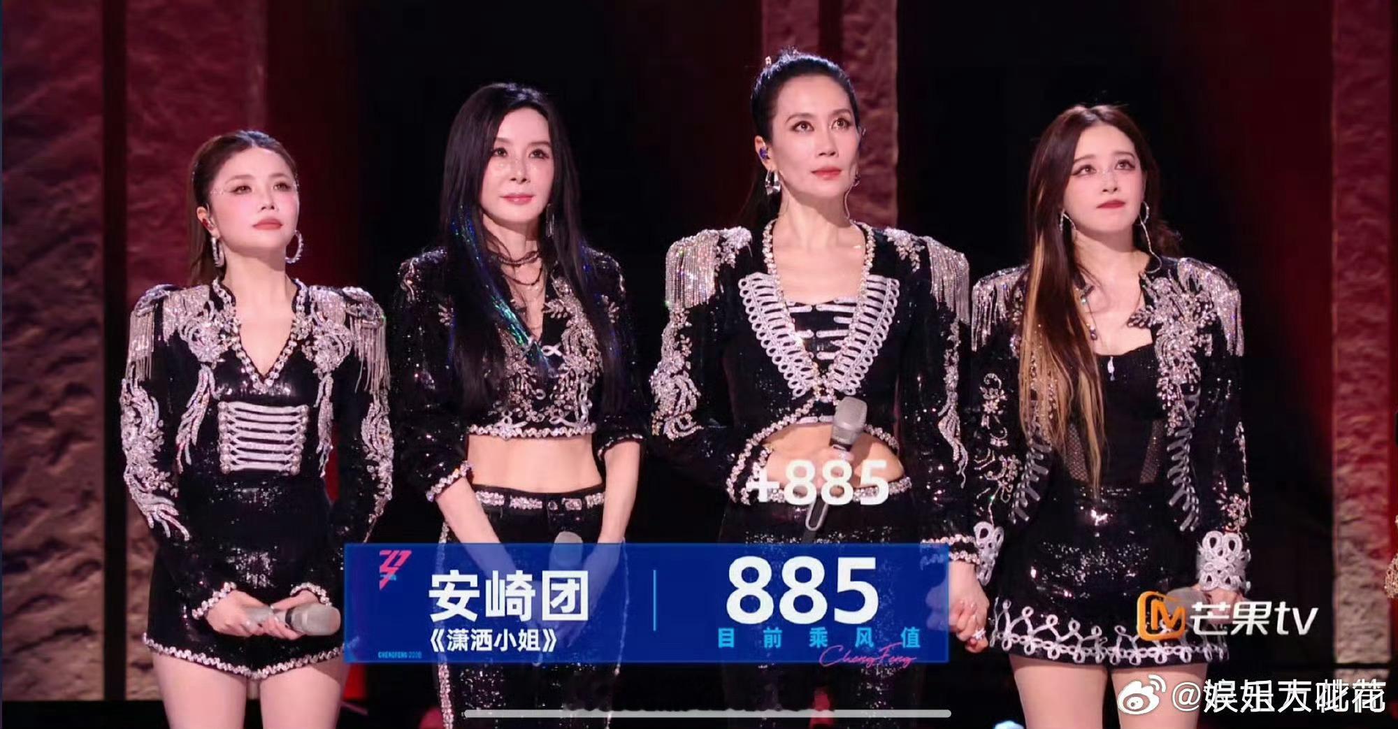哭就能解决问题吗？我这句话可能会被批评为冷血，但是这个舞台是很多人想上的，你必须