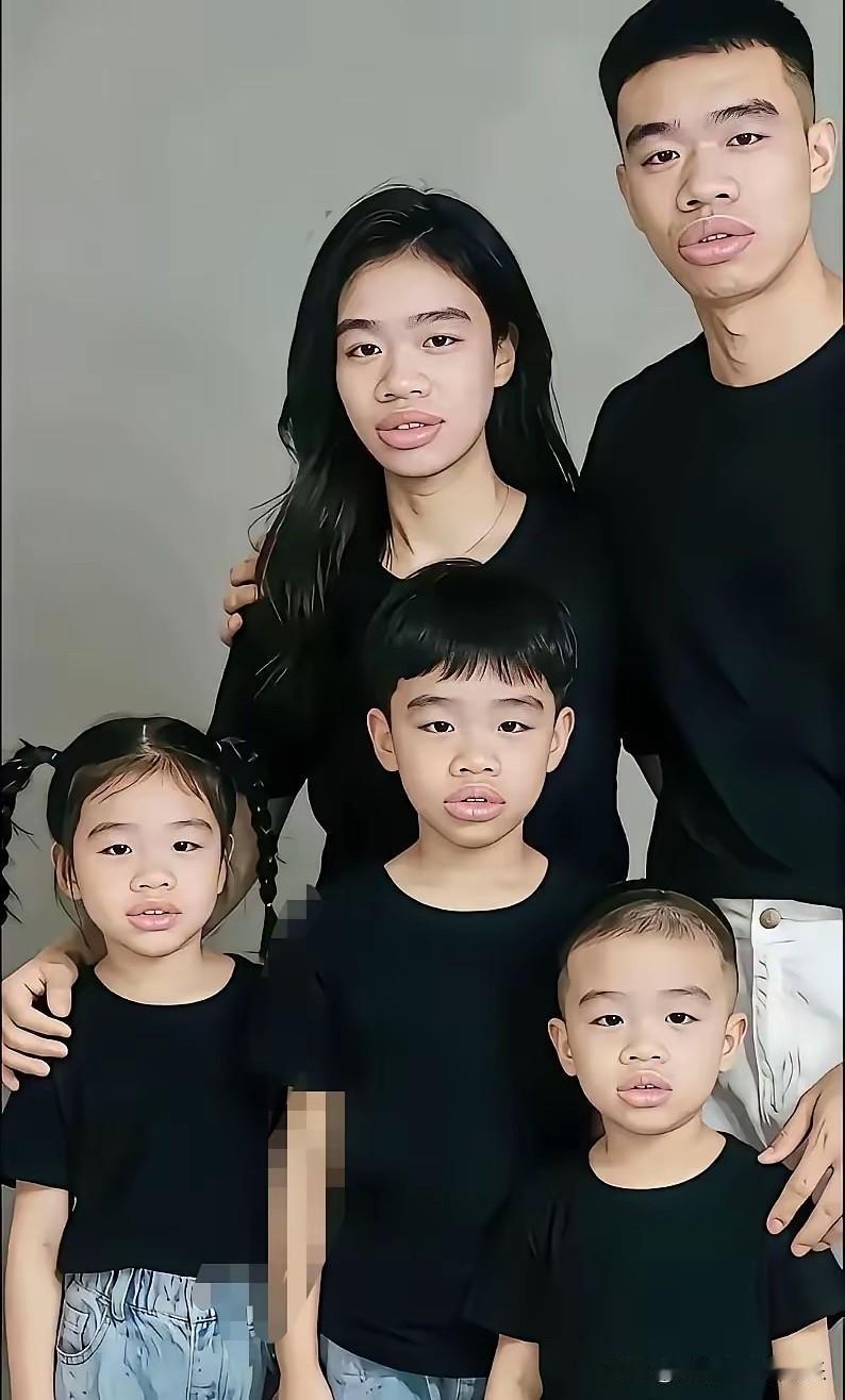 不得不说，现在的网友太损了！[捂脸][捂脸]