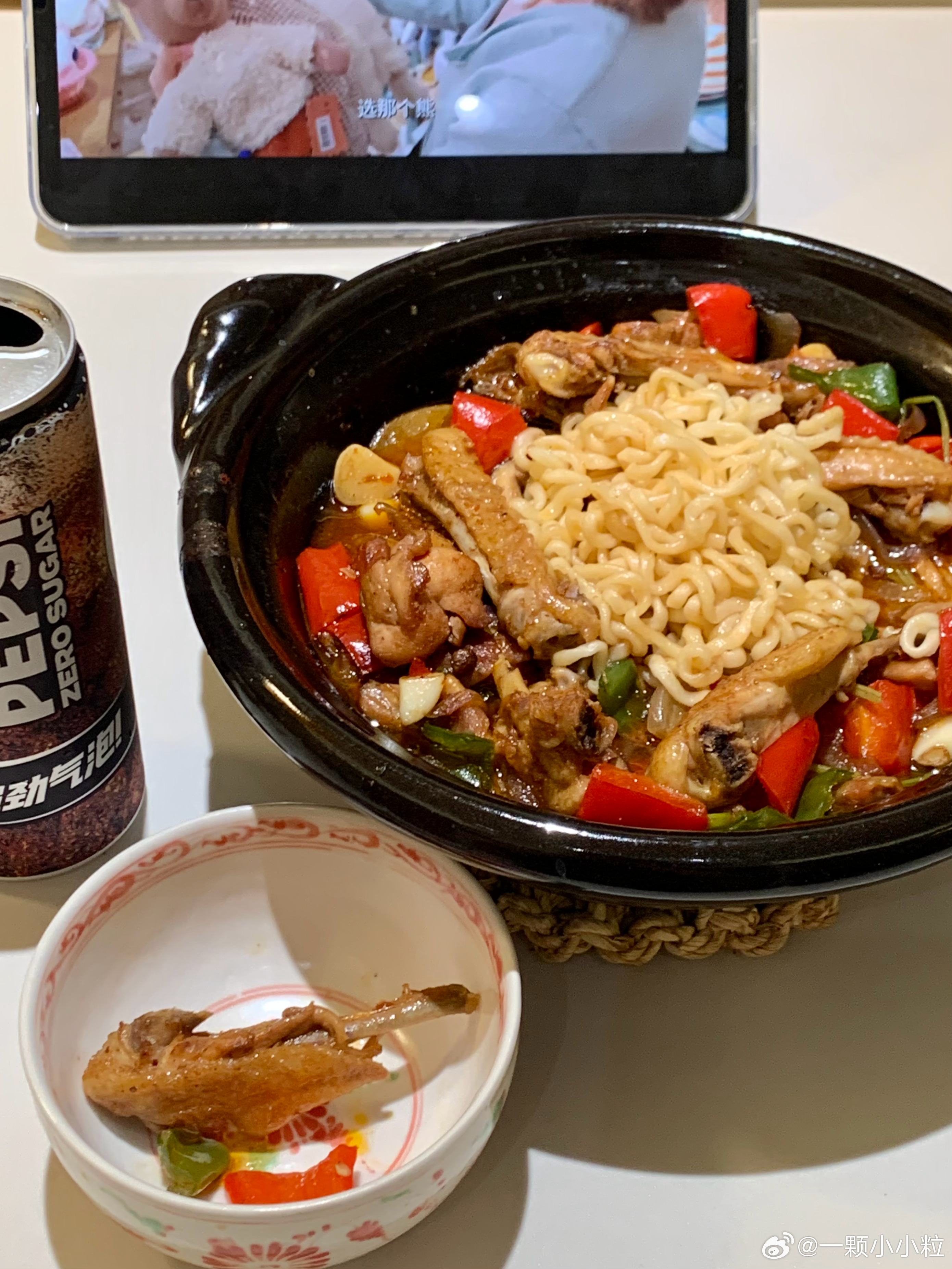 最近跟着村驴老师做饭有点上头  目前最爱这个鸡公煲！！ ​​​